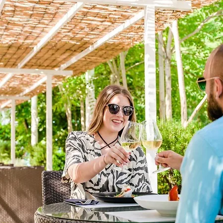 Campsite & Holiday Village de vacances 3*