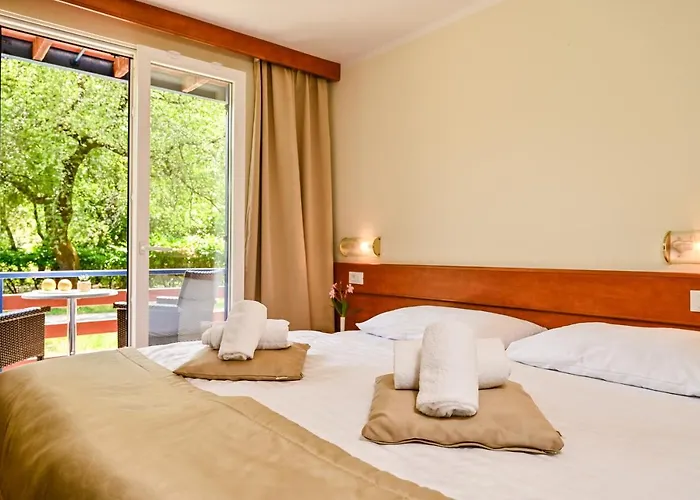 Campsite & Holiday 3*