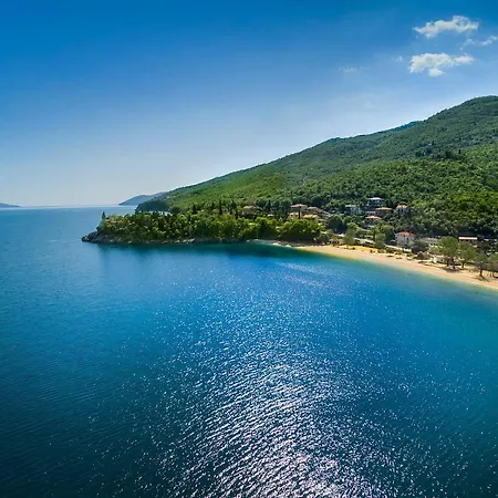 Campsite&holiday 3* Medveja