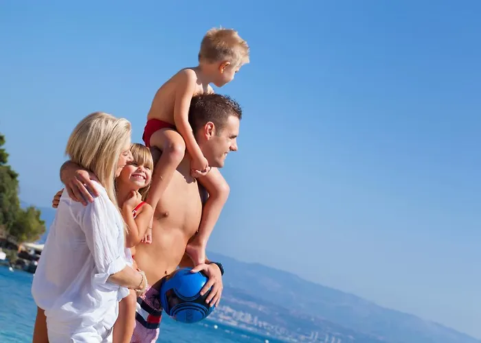 Campsite & Holiday 3* 密德维亚